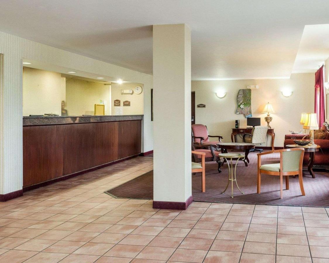 Rodeway Inn Greenville Bagian luar foto