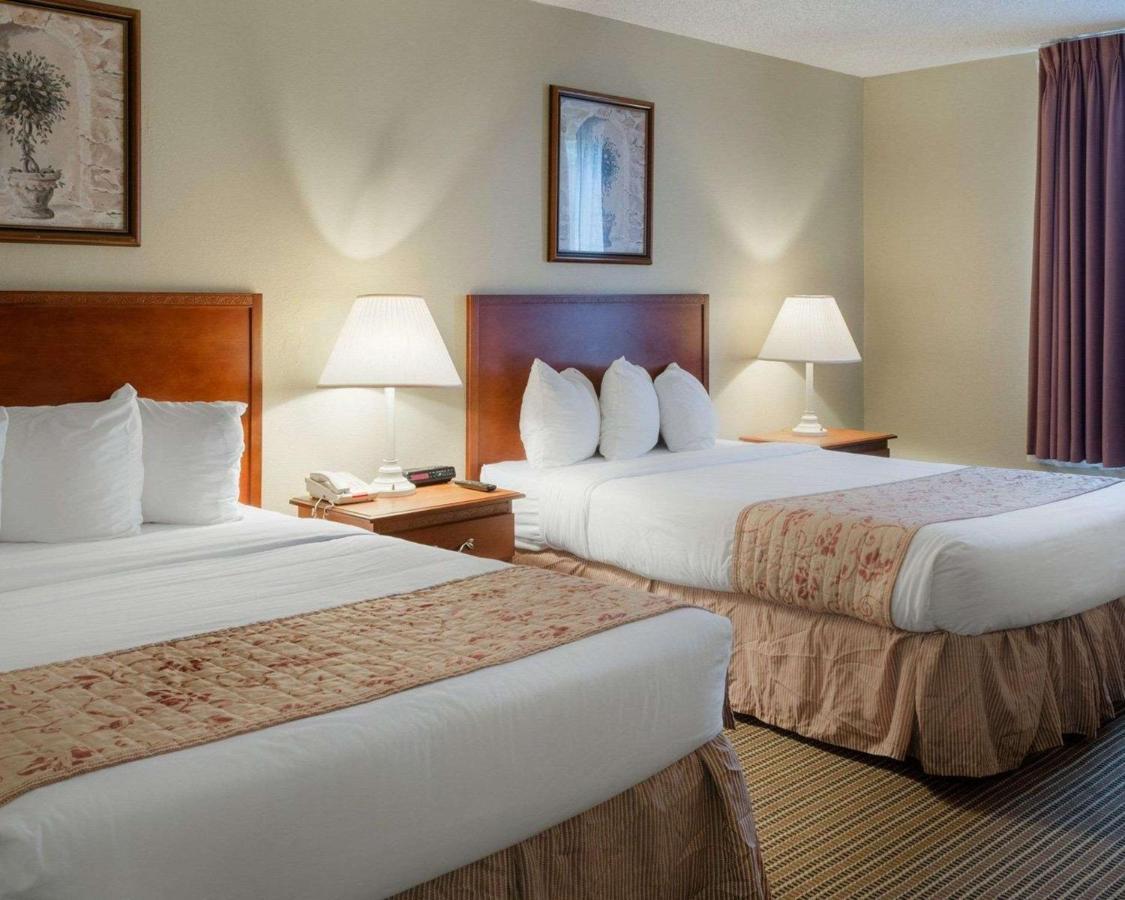 Rodeway Inn Greenville Bagian luar foto