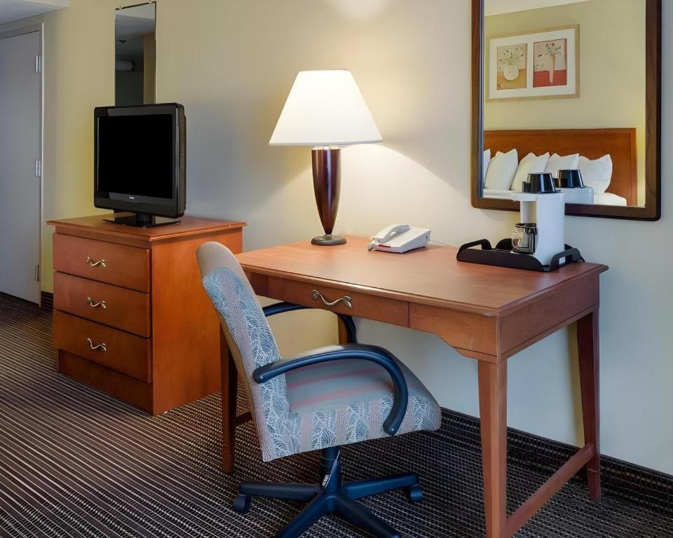 Rodeway Inn Greenville Bagian luar foto