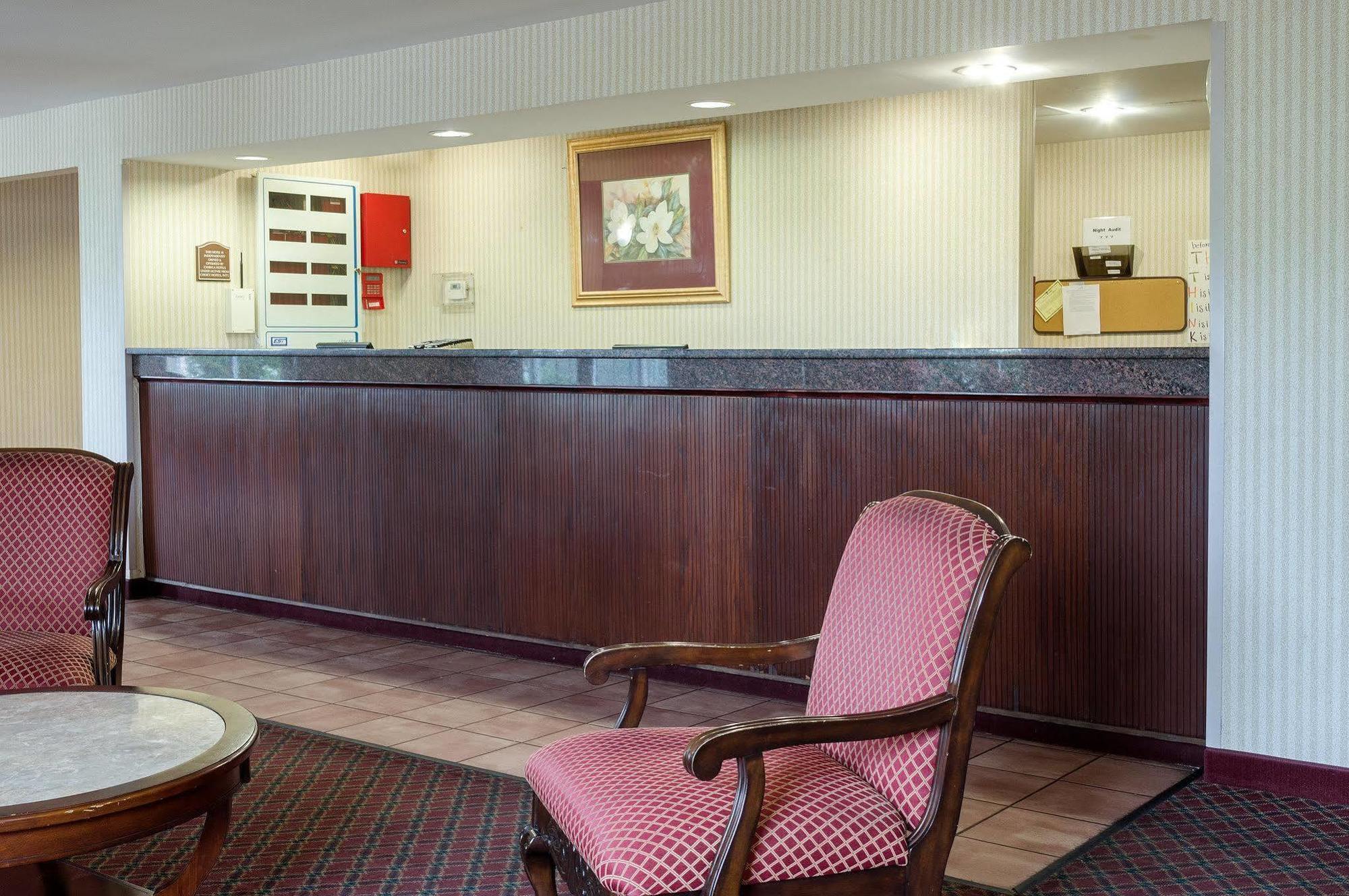 Rodeway Inn Greenville Bagian luar foto